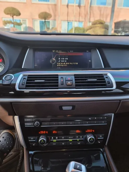 세종 대전 BMW F10 520d 핸들색상제작 M핸들 15인치 안드로이드올인원 전국출장 시공 / 전남 여수