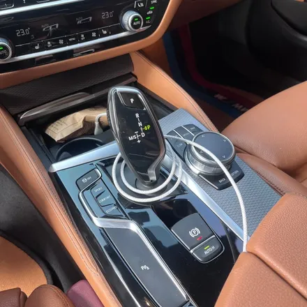 대전 BMW G30 520D CS핸들 크리스탈기어봉 2종패키지 시공 미스터커스텀 신형M핸들 BMW신형핸들 / 전남 여수
