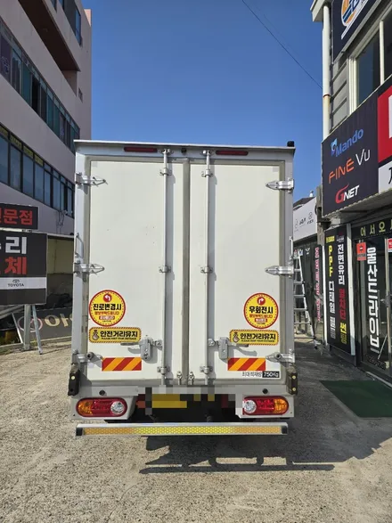 울산 포터 탑차 + 4채널 모니터 블랙박스 & 설치 추천 전문점 [ 중구 남구 동구 북구 울주군 ] / 울산 중구