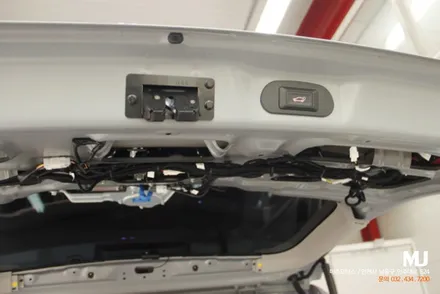 그랜드스타렉스 5밴 스마트 파워 테일게이트 시공 / 자동차 전동 쇼바 작업 / 인천, 미추홀