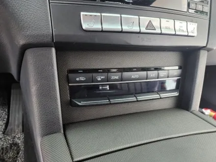 울산 벤츠 W212 E300 실내랩핑 / 울산광역시 북구