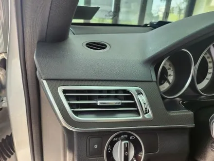 울산 벤츠 W212 E300 실내랩핑 / 울산광역시 북구