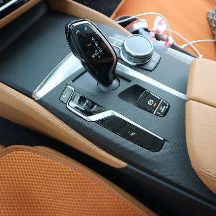 울산실내랩핑 BMW 520i 매트릭스블랙으로시공 / 울산광역시 북구