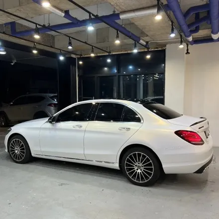 벤츠 c220d 골드 펄 사틴화이트 전체랩핑! / 김포시 마산동