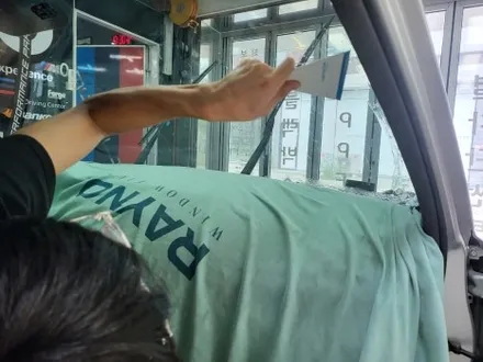영종도 썬팅 , 썬팅 재시공으로 오래된 차량을 깨끗하게?