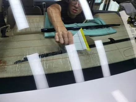 영종도 썬팅 , 썬팅 재시공으로 오래된 차량을 깨끗하게?