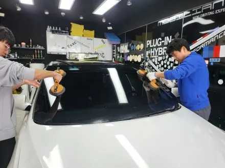 영종도 유일 자동차 썬팅 유리교환을 한번에! 레이노썬팅 전문점