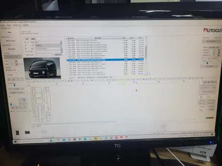 스타리아ppf 레이노썬팅작업사진입니다