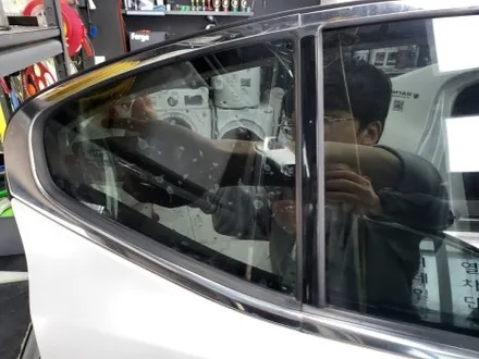 영종도 유일 자동차 썬팅 유리교환을 한번에! 레이노썬팅 전문점