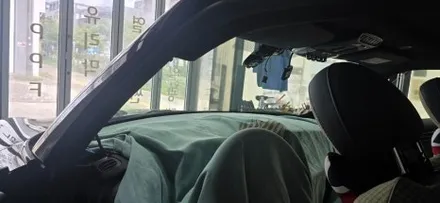 영종도 썬팅 미니 일렉트릭 레이노 F95 필름으로 저렴하게 재시공했습니다.