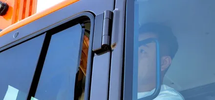 현장 출장 썬팅 두산 굴삭기 신차 레이노s9 썬팅 작업 사례 !
