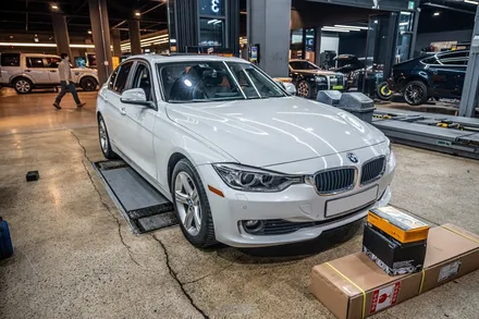 분당 알터네이터 교환 BMW 320d 겉벨트 웜기어 교환 전기부터 조향까지, 핵심 3종 정비 / 성남시 분당구 서현동