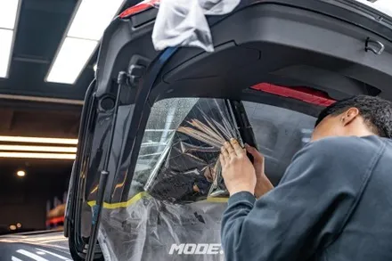 BMW 118d 썬팅 제거 및 재 시공 후퍼옵틱 필름으로 완벽하게 분당 모드개러지 / 성남 분당, 서현, 판교,