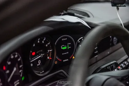 분당 엔진 오일 BMW 에어 필터 교환 포르쉐 911 카레라 4 GTS / 성남시 분당구 서현동