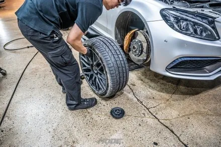 분당 미션오일 교환 벤츠 AMG C63 S 쿠페 / 성남시 분당구 서현동