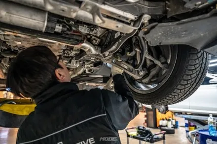분당 브레이크 오일교환 BMW M760Li 메인터넌스 브레이크는 잡히는데, 왜 밀릴까? / 성남시 분당구 서현동