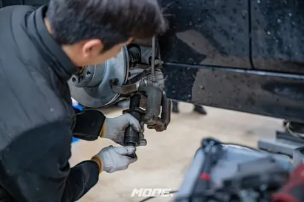 BMW 320d 브레이크 디스크 패드 교체! 분당 모드개러지 / 성남 분당, 서현, 판교,