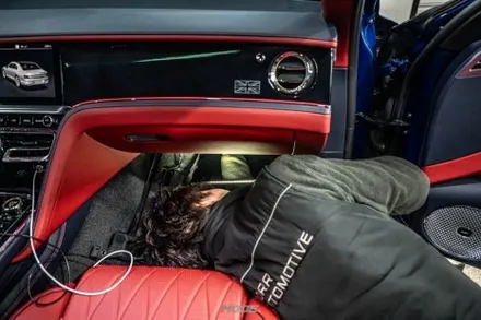 분당 엔진오일 교환 벤틀리 플라잉스퍼 엔진의 리듬을 지켜라! / 성남시 분당구 서현동