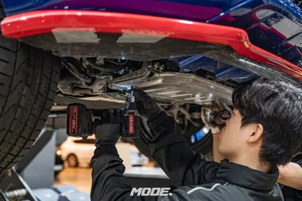 분당 엔진오일 교환 / 벤틀리 벤테이가 / 피렐리 타이어 교환 / 모드개러지 / 성남 분당, 서현, 판교,