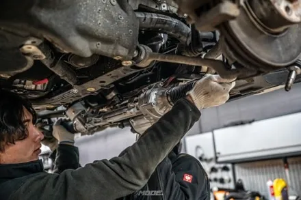 분당 알터네이터 교환 BMW 320d 겉벨트 웜기어 교환 전기부터 조향까지, 핵심 3종 정비 / 성남시 분당구 서현동