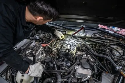 분당 엔진 헤드커버 가스켓 교환 BMW 528i 오일 누유의 시작점 / 성남시 분당구 서현동