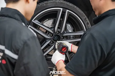 분당 브레이크 패드 교환 / 벤츠 E63 AMG / 모드개러지 / 성남 분당, 서현, 판교,