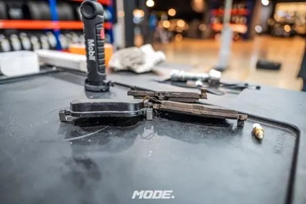 벤츠 E300 브레이크 오일 교환! (feat. TRW DOT 4)  분당 모드개러지 / 성남 분당, 서현, 판교,