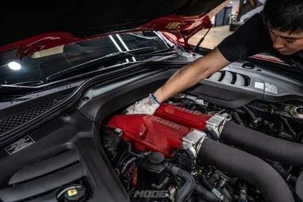 분당 엔진오일 교환 페라리 GTC4 LUSSO T / 성남시 분당구 서현동