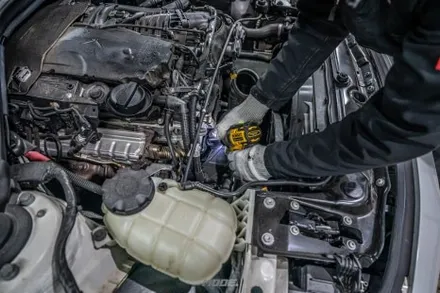 분당 알터네이터 교환 BMW 320d 겉벨트 웜기어 교환 전기부터 조향까지, 핵심 3종 정비 / 성남시 분당구 서현동