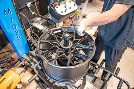 분당 테슬라 모델3 휠튜닝 / HRE FF10 20인치 / 모드개러지에서 / 성남 분당, 서현, 판교,