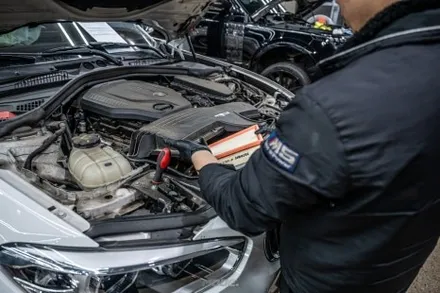 분당 엔진 오일 교환 BMW 118d 주말 메인터넌스 명소 / 성남시 분당구 서현동