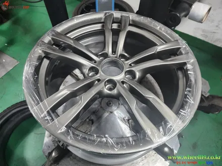 bmw f30 320i 휠복원 순정 색상으로 도색 / BMW / 3시리즈 (F30) / 부천, 광명