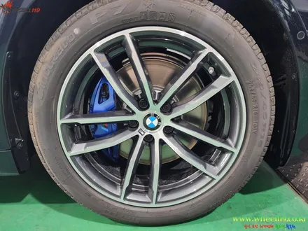 BMW 523d M Sport 블랙유광 휠도색 / BMW / 5시리즈 / 부천, 광명