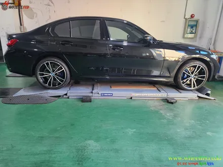 bmw g20 330e 다이아컷팅 휠복원(휠수리) / BMW / 3시리즈 (G20) / 부천, 광명
