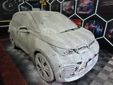BMW I3 프리미엄 세차 케어 - 비자국까지 말끔하게 외장 관리는 대덕구 비래동 문디테일링 / 대전 대덕구 비래동