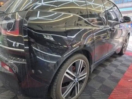 BMW I3 프리미엄 세차 케어 - 비자국까지 말끔하게 외장 관리는 대덕구 비래동 문디테일링 / 대전 대덕구 비래동