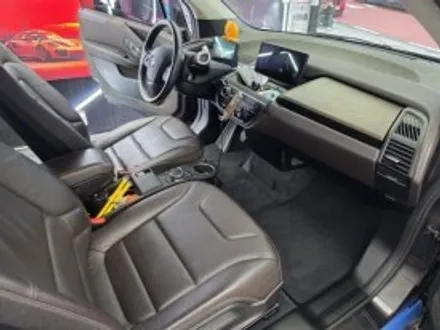 BMW I3 프리미엄 세차 케어 - 비자국까지 말끔하게 외장 관리는 대덕구 비래동 문디테일링 / 대전 대덕구 비래동
