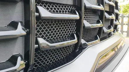 카니발 페이스리프트 4세대 그릴망으로 라디에이터 보호하기 / 부천, 인천