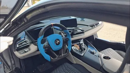 bmw i8 사틴 전체 랩핑, 기존 필름 제거부터 완벽 시공까지 (모토슈트) / 부천, 인천