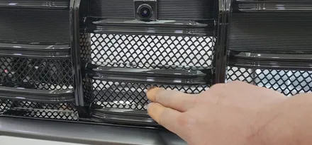 카니발 페이스리프트 4세대 그릴망으로 라디에이터 보호하기 / 부천, 인천