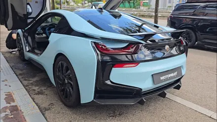 bmw i8 사틴 전체 랩핑, 기존 필름 제거부터 완벽 시공까지 (모토슈트) / 부천, 인천