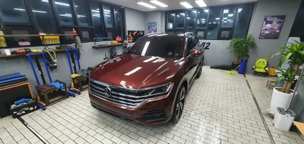 Volkswagen TOUAREG - High glossy BLACK / 잠실, 삼전, 송파