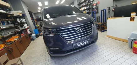 HYUNDAI GRANDSTREX - 옵션좋은 그랜드스타렉스에 없는 측후방경보기(BSA)레이다세넛 장착 안전하게 운행! 추가로 식빵등까지! / 잠실, 삼전, 송파
