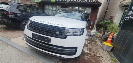 송파 RANGE ROVER VOGUE - 5세대 레인지로버 보그에 블랙박스와 보조배터르 시공 완료! / 잠실, 삼전, 송파