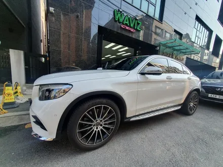 송파 BENZ GLC 300 COUPE - 벤츠 순정 블랙박스 스타뷰 탈거후 아이나비 Z9900으로 교체 합니다. / 잠실, 삼전, 송파
