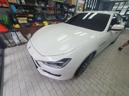 송파 Maserati Ghibli - 마세라티 기블리 애프터용 후방카메라 교체하였습니다. / 잠실, 삼전, 송파