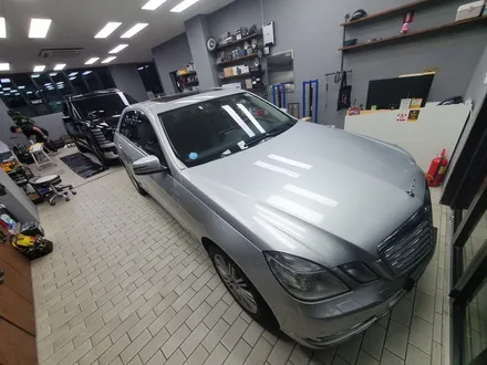 송파 BENZ E Class(w212) - 2011년 e클래스 12인치 와이드 모니터 안드로이드 올인원 장착! / 잠실, 삼전, 송파