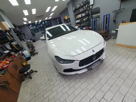 잠실 Maserati Ghibli - 마세라티 후방카메라 고장으로 교체합니다. / 잠실, 삼전, 송파