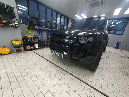 송파 LAND ROVER DEFENDER - 랜드로버 디펜더에 룸미러 블랙박스 설치! / 잠실, 삼전, 송파