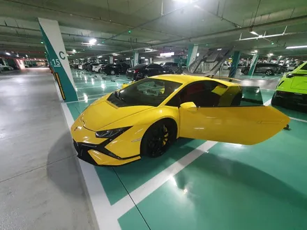 송파 LAMBORGHINI HURACAN - 람보르기니 우라칸 룸미러블랙박스와 외부형 카메라설치! / 잠실, 삼전, 송파